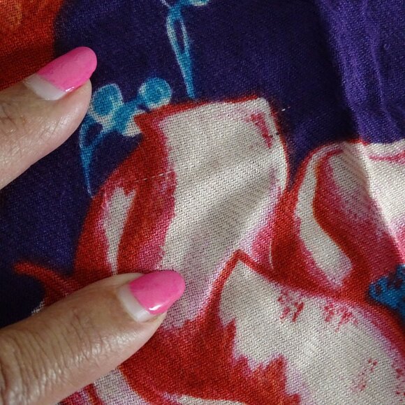 Liz Claiborne Floral Fringe Scarf Women One Size Rayon Purple Red Casual Work - Picture 7 of 10